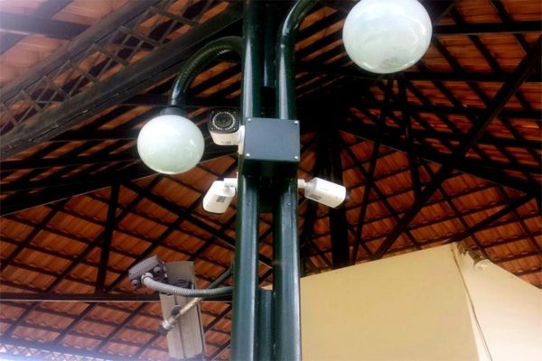 CCTV Clean Installation Under Roof CCTV Clean Installation Under Roof