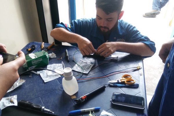 Fiber optic cable termination Fiber optic cable termination